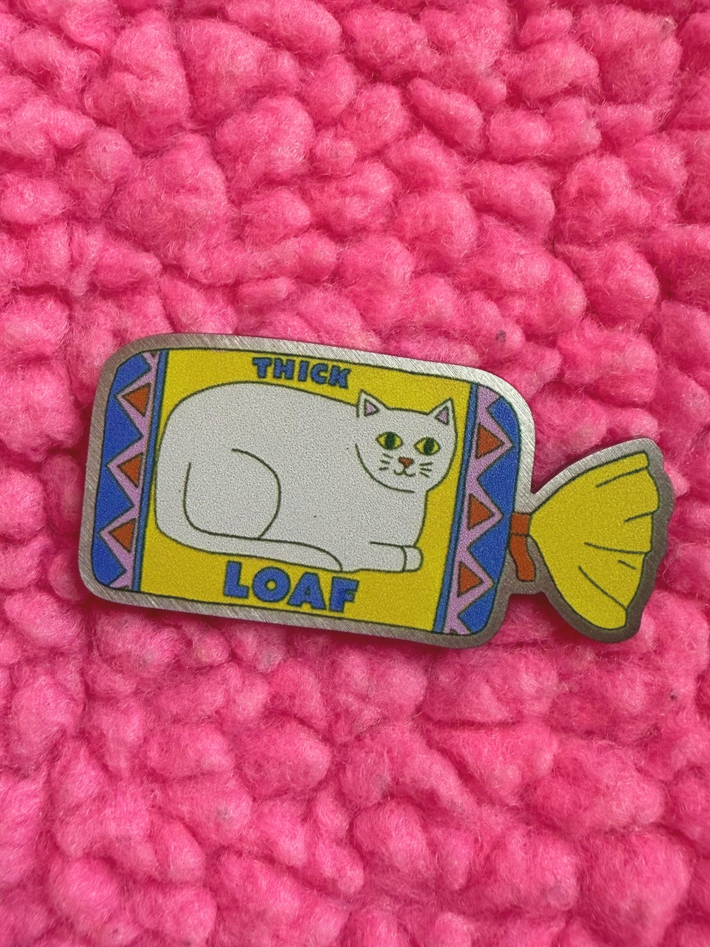 Cat Loaf pin