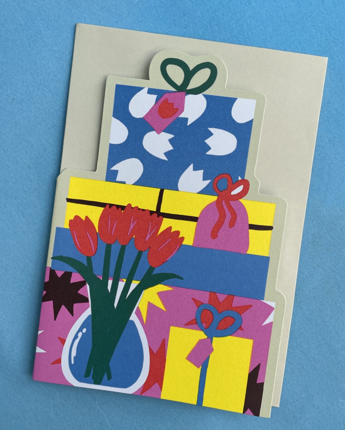 Presents Concertina Card